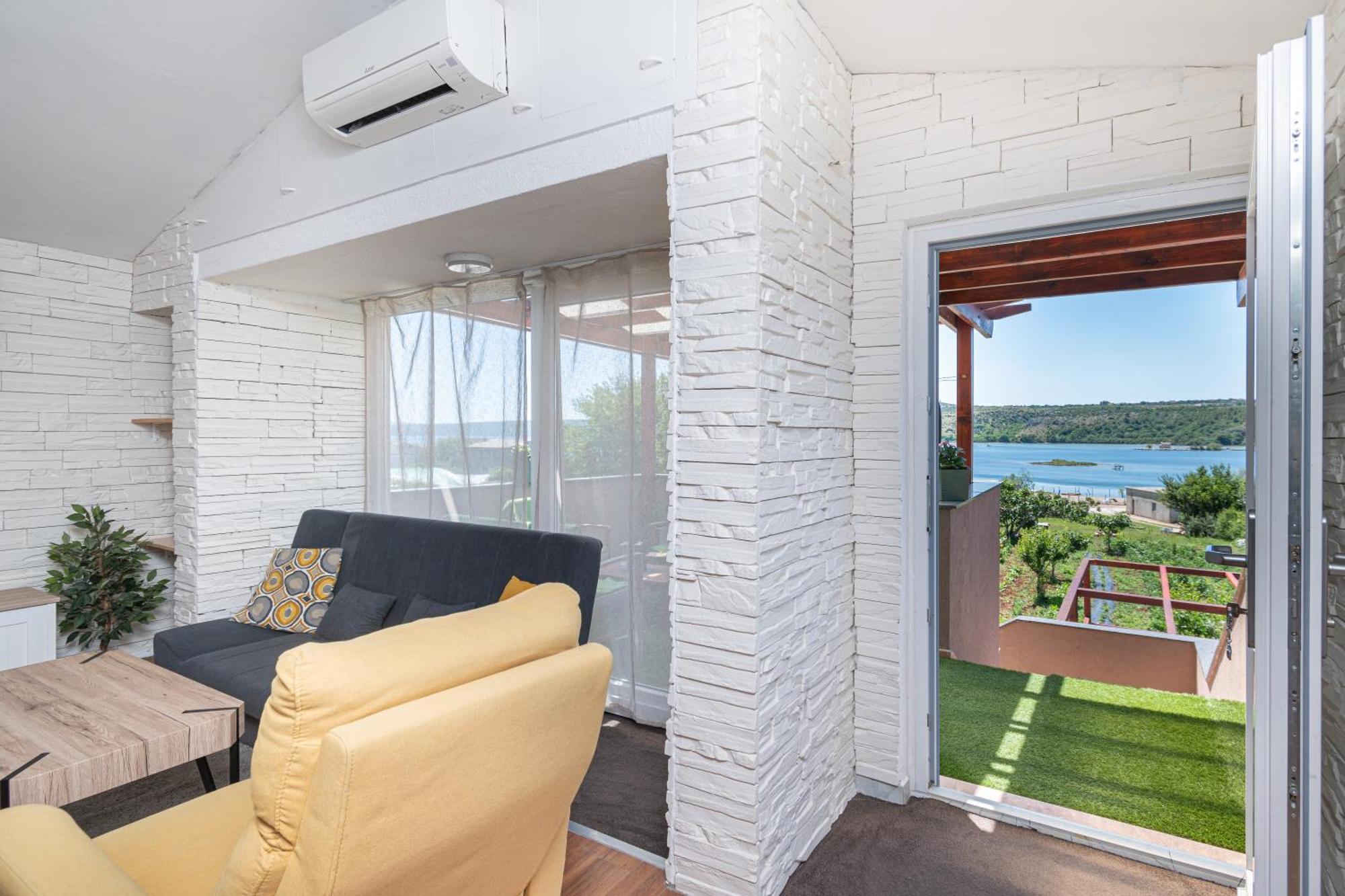 Apartment Dalmatino Posedarje Εξωτερικό φωτογραφία